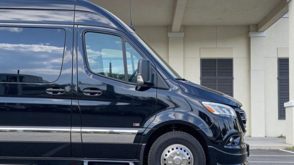 baton rouge 12 passenger sprinter van