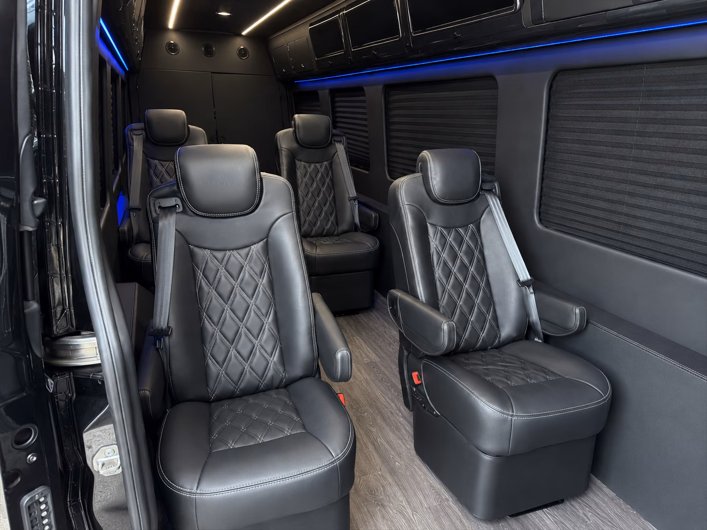 baton rouge 15 passenger sprinter van inside