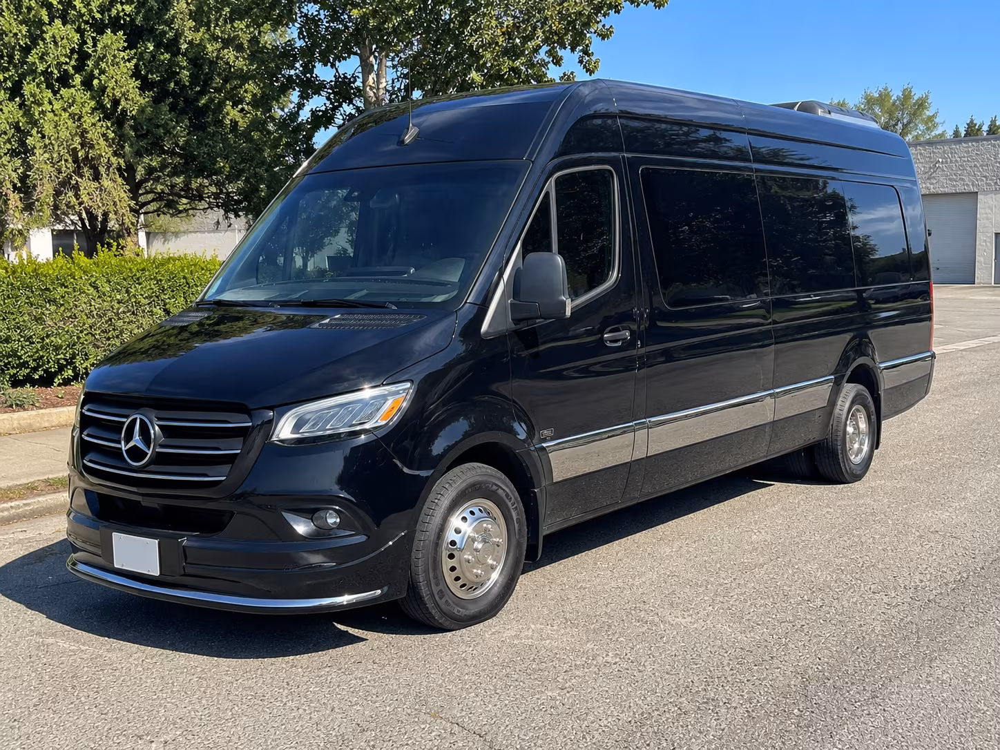 find the perfect transportation for your next corporate event 5