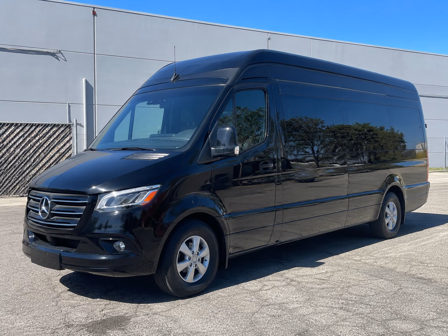 find the perfect transportation for your next wedding 4